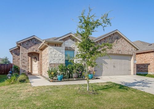 8609 Mirror Lake Dr, Fort Worth, TX, 76179-3155 | Card Image