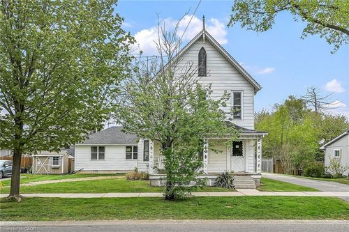 7 Greenock St E, Port Dover, ON, N0A1N0 | Card Image