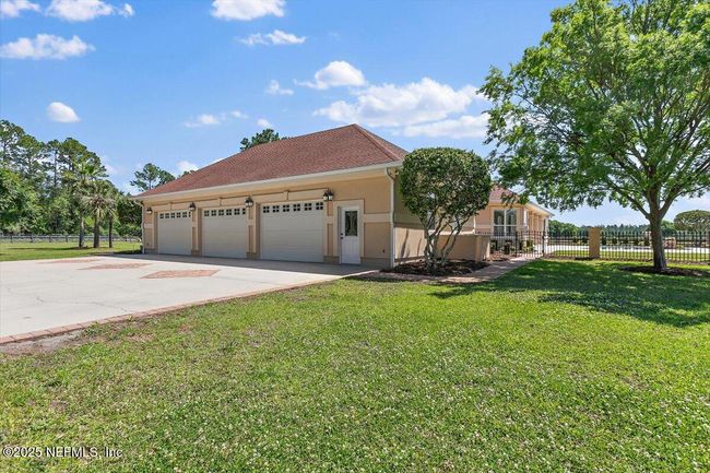 7600 Nutty Buddy Cir, House other with 3 bedrooms, 4 bathrooms and null parking in Glen St. Mary FL | Image 39