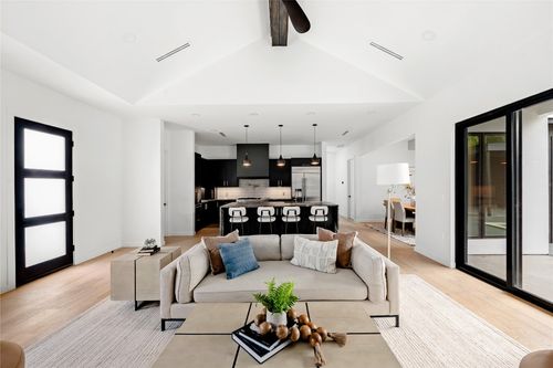 1803 Palo Duro Rd, Austin, TX, 78757-3318 | Card Image