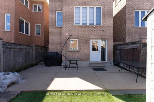 bsmnt-118 Catalpa Cres, Maple, ON, L6A0R5 | Card Image