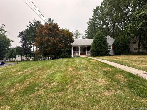 21 Harmony Rd, Spring Valley, NY, 10977-2326 | Card Image