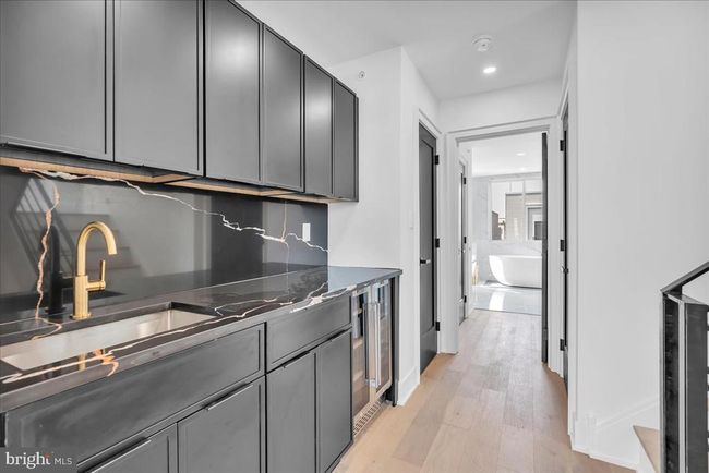 2618 E Hagert St, Townhouse with 3 bedrooms, 3 bathrooms and null parking in PHILADELPHIA PA | Image 19