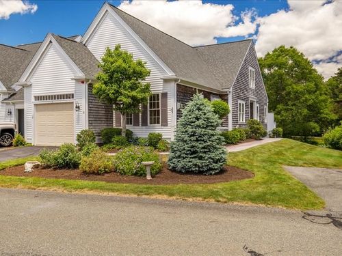 11-11 Stratford Ridge, Mashpee, MA, 02649 | Card Image