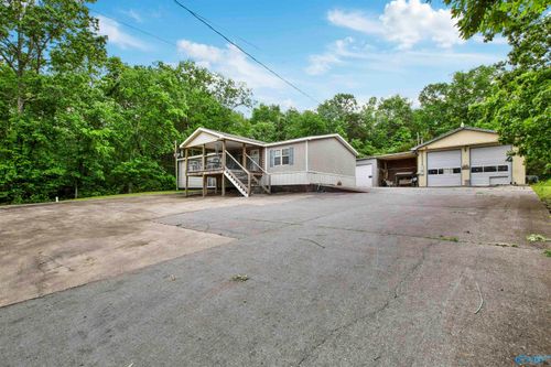 702 Lyons Rd, New Hope, AL, 35760-9328 | Card Image