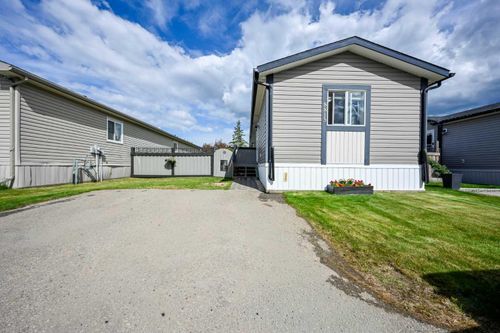 8813 88c St, Grande Prairie, AB, T8X0G2 | Card Image