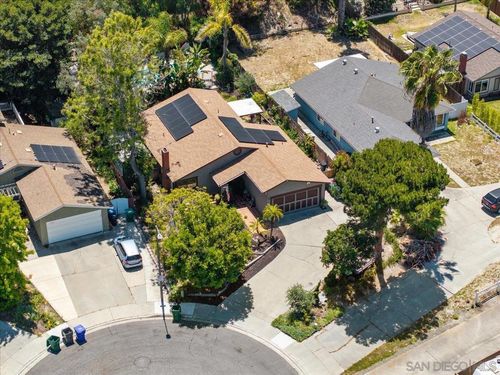 2337 Fallingleaf, Oceanside, CA, 92056 | Card Image