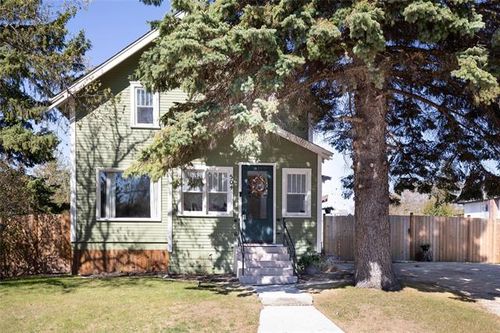 504 Mulaire St, St Pierre-Jolys, MB, R0A1V0 | Card Image