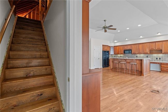 Finished Stairs to Finishable Attic | Image 21