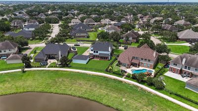 713 Falcon Lake Drive, House other with 5 bedrooms, 3 bathrooms and null parking in Friendswood TX | Image 3