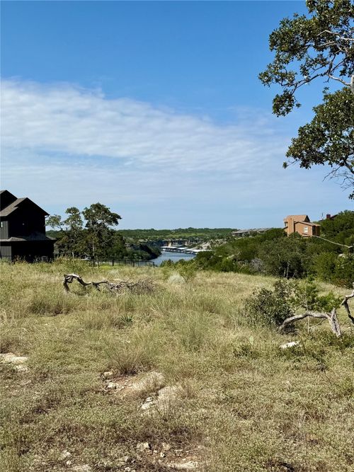 1000 Bluff Creek Dr, Strawn, TX, 76475-2343 | Card Image