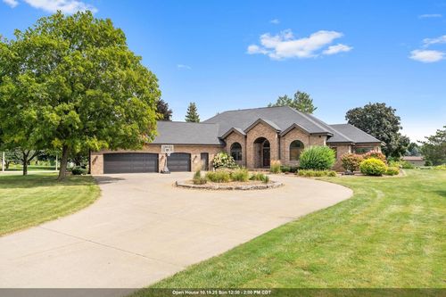 4490 Stonewood Drive, BLACK WOLF, WI, 54902 | Card Image