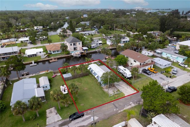 7022 Fair Ln, House other with 2 bedrooms, 2 bathrooms and null parking in HUDSON FL | Image 7