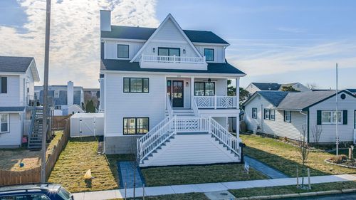121 Bark Dr, Ocean City, NJ, 08226-1105 | Card Image