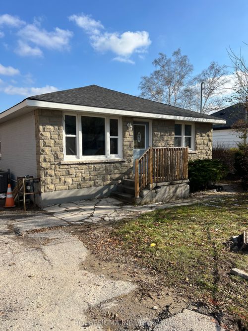 55 Drury St, Bradford West Gwillimbury, ON, L3Z1W9 | Card Image