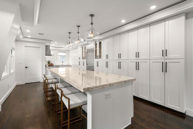 79-79 - 77 Central Ave, Condo with 4 bedrooms, 3 bathrooms and 2 parking in Newton MA | Image 10
