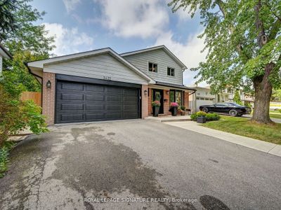 3432 Nadine Cres, House other with 3 bedrooms, 3 bathrooms and 5 parking in Mississauga ON | Image 2