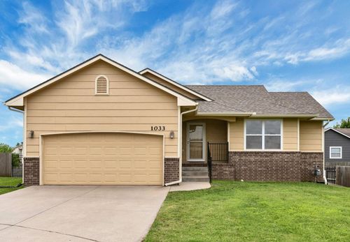 1033 Bedell Ct, Augusta, KS, 67010-2200 | Card Image