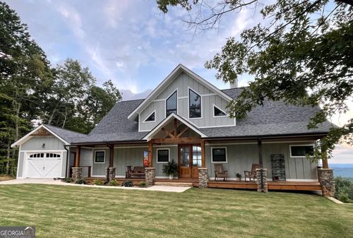 945 Hickory Nut Mountain Rd, Clarkesville, GA, 30523 | Card Image