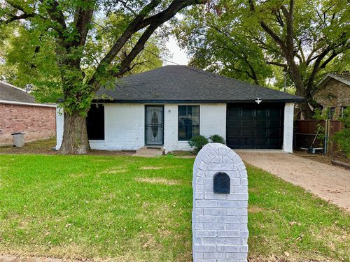 1434 Owega Ave, Dallas, TX, 75216-6964 | Card Image