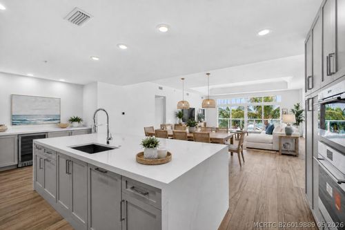 1-302-176 Lake Dr, Palm Beach Shores, FL, 33404-5788 | Card Image