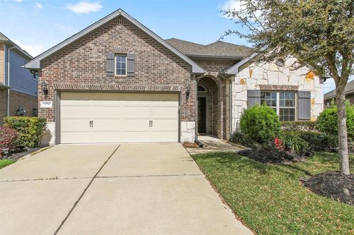 176 Castlegate Ln, Jersey Village, TX, 77065-2052 | Card Image
