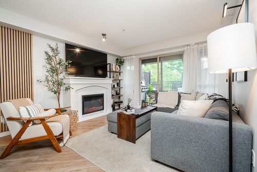 211-3132 Dayanee Springs Blvd, Coquitlam, BC, V3E0B5 | Card Image