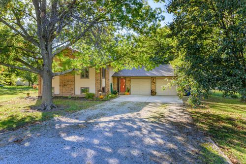 345 N Ohio St, Benton, KS, 67017-8722 | Card Image