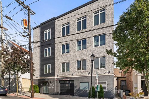 201-306 New York Ave, Union City, NJ, 07087-4013 | Card Image