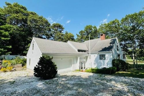 106 Waterside Dr, Centerville, MA, 02632-3270 | Card Image