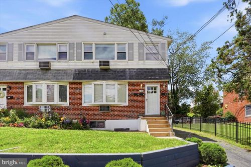 2-126 4th Ave, BROOMALL, PA, 19008-2380 | Card Image