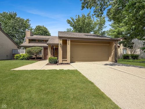 670 Carya Sq, Columbus, IN, 47201-8932 | Card Image