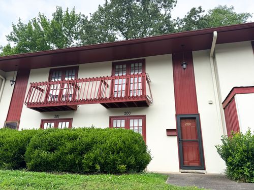 apt-200-214 Old Hickory Blvd, Nashville, TN, 37221-7001 | Card Image