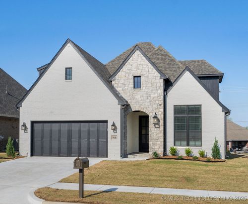 7918 N 145th East Ct, Owasso, OK, 74055-7987 | Card Image