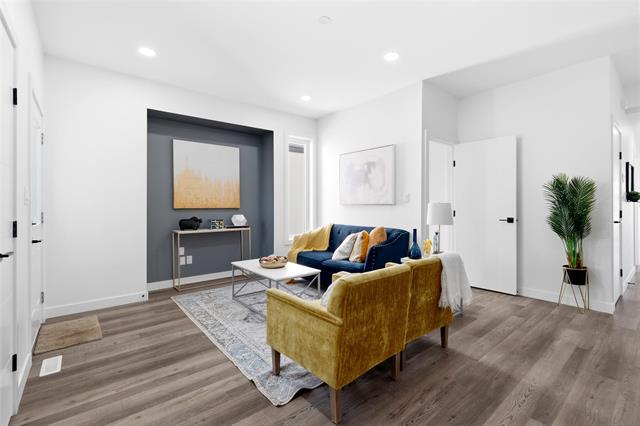 Residential in Selkirk 5