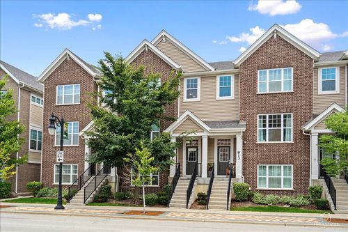 811 Lee St, Des Plaines, IL, 60016-6407 | Card Image