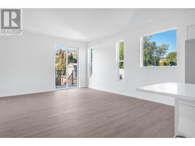 7 - 5661 Okanagan Ave, Townhouse with 3 bedrooms, 3 bathrooms and 2 parking in Vernon BC | Image 7