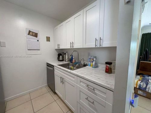f-1141 Lake Victoria Dr, West Palm Beach, FL, 33411-9318 | Card Image