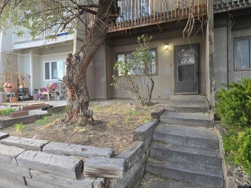 784 Badger Ln, Mills, WY, 82644-5050 | Card Image