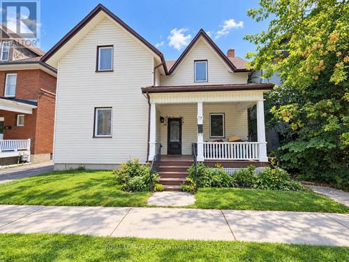 119 Colborne St E, Oshawa, ON, L1G1M3 | Card Image