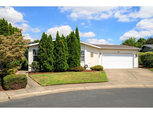 87-4055 Royal Ave, Eugene, OR, 97402-6811 | Card Image