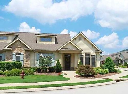 9512 Collier Pl, Ooltewah, TN, 37363-4808 | Card Image