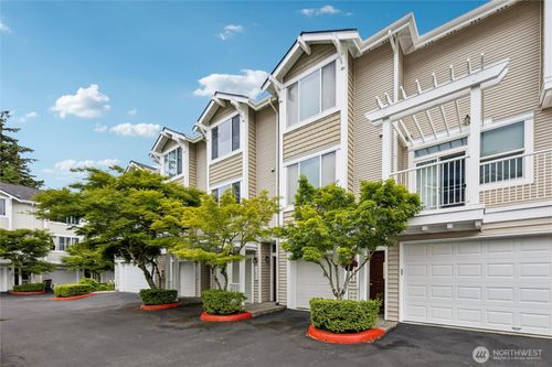 20-3-11895 Ne 163rd Pl, Bothell, WA, 98011-6495 | Card Image