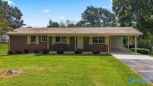 1802 Briarwood Ln Se, CULLMAN, AL, 35055-5411 | Card Image