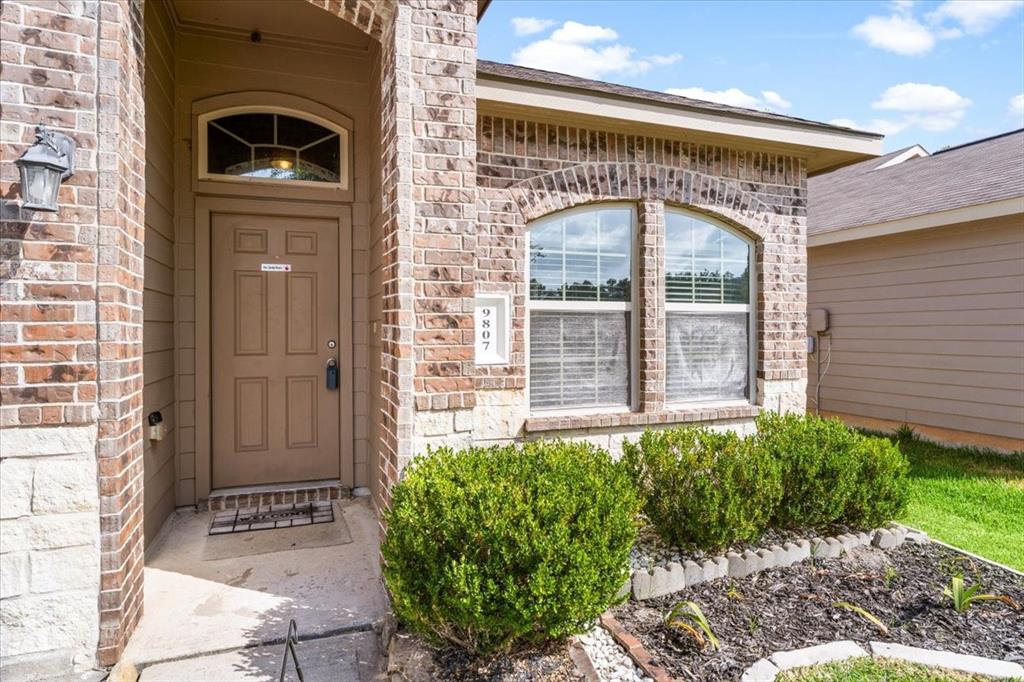 Gulfstream Dr, Conroe, TX 77303