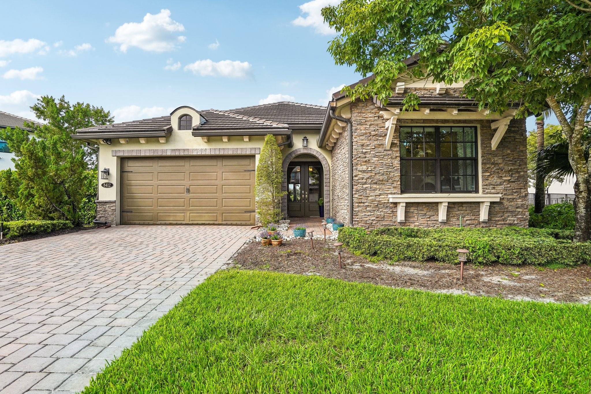 Grand Prix Ln, Boynton Beach, FL 33472