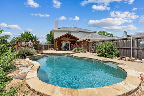 2504 Carrie Ln, Sachse, TX, 75048-4312 | Card Image