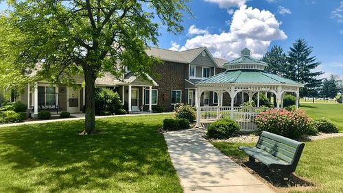 1800 Oakwood Ave, Napoleon, OH, 43545-9396 | Card Image