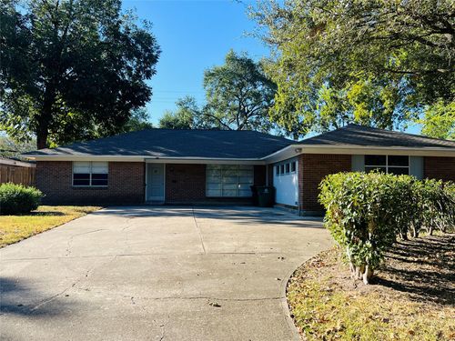 5511 Willowbend Blvd, Houston, TX, 77096-5041 | Card Image