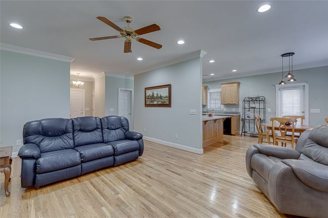 215 Killarney Way, House other with 3 bedrooms, 3 bathrooms and null parking in Easley SC | Image 11